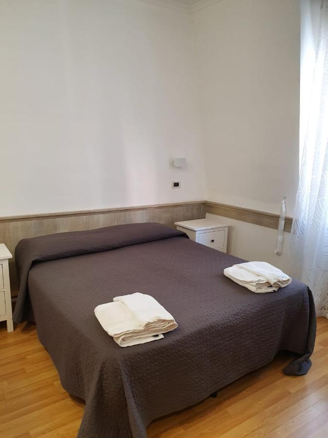 סן ג'יואבאני רוטונדו Camere Santa Rita מראה חיצוני תמונה