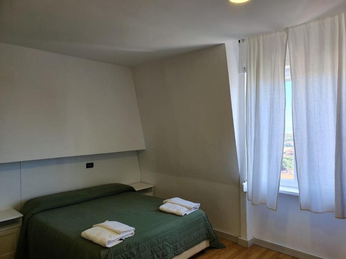 סן ג'יואבאני רוטונדו Camere Santa Rita חדר תמונה